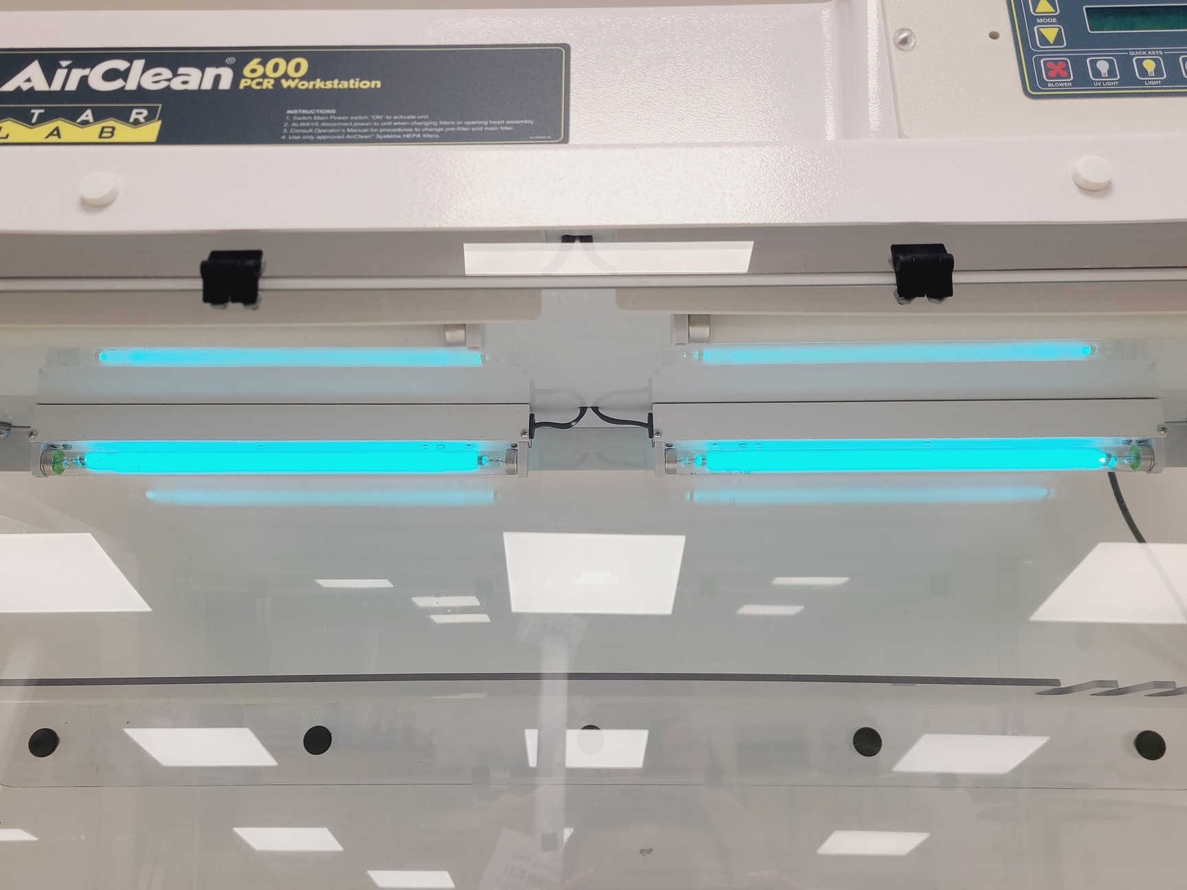 Image of Starlab AC648DBC AirClean 600 PCR Workstation
