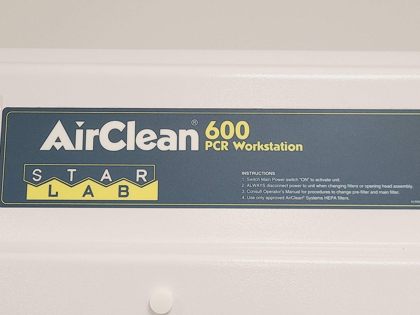 Image of Starlab AC648DBC AirClean 600 PCR Workstation