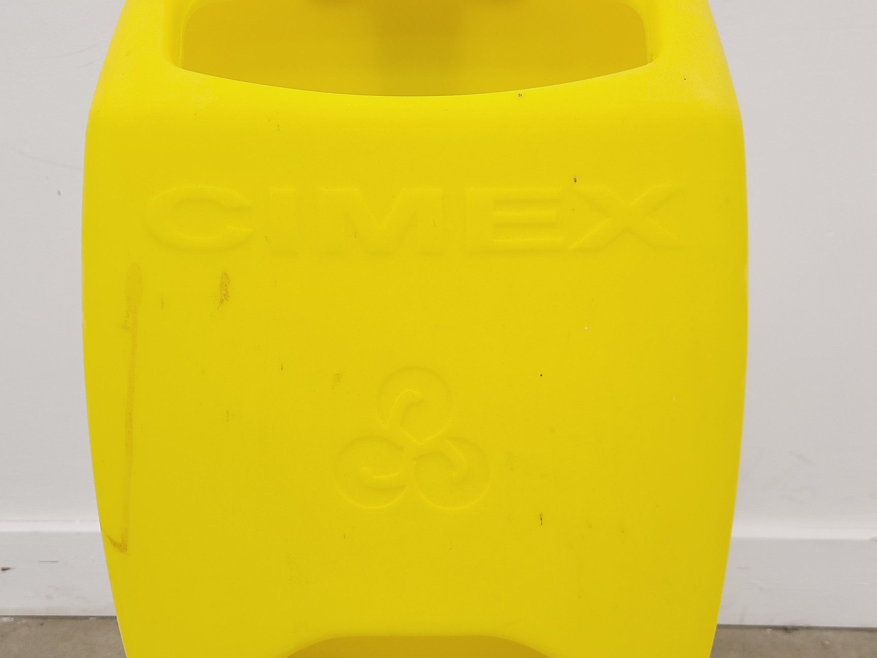 Image of Truvox Cimex Cyclone Range CR48 Floor Scrubber Polisher