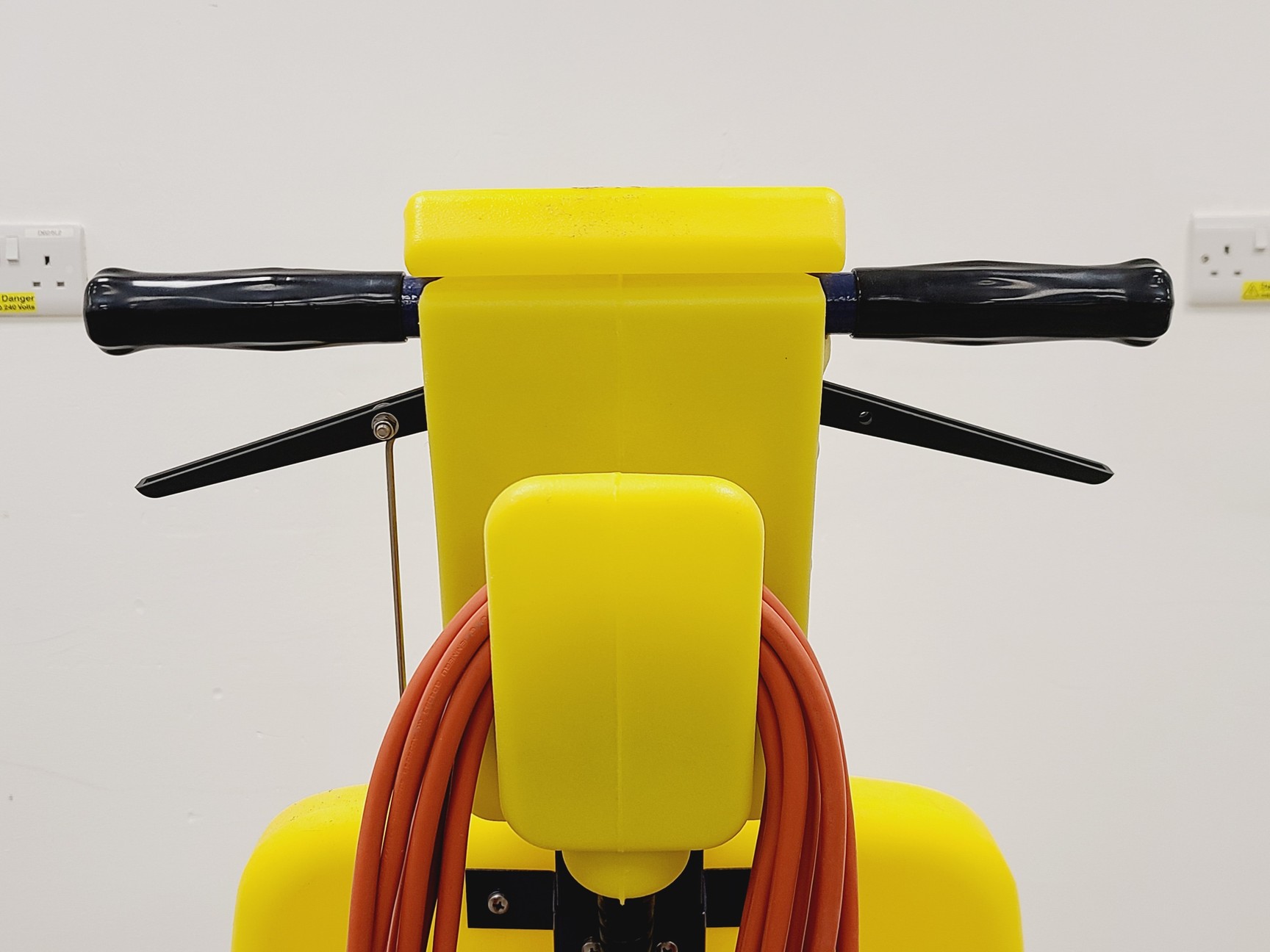 Image of Truvox Cimex Cyclone Range CR48 Floor Scrubber Polisher