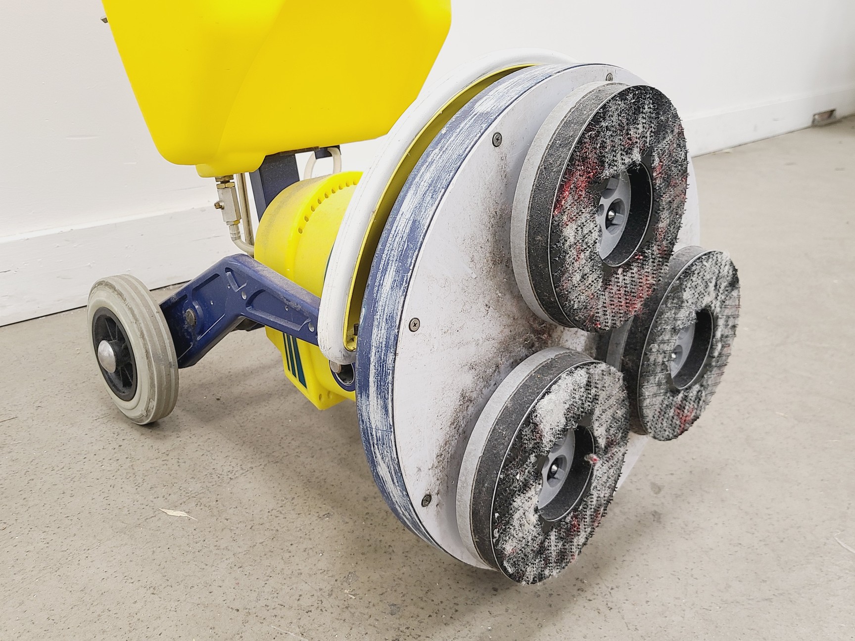 Image of Truvox Cimex Cyclone Range CR48 Floor Scrubber Polisher