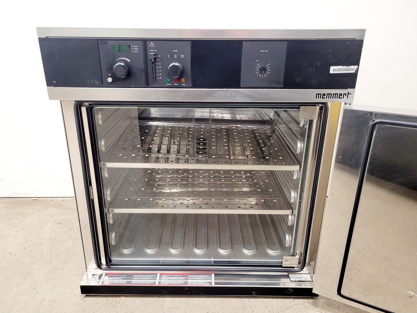 Image of Memmert BE 500 Laboratory Incubator