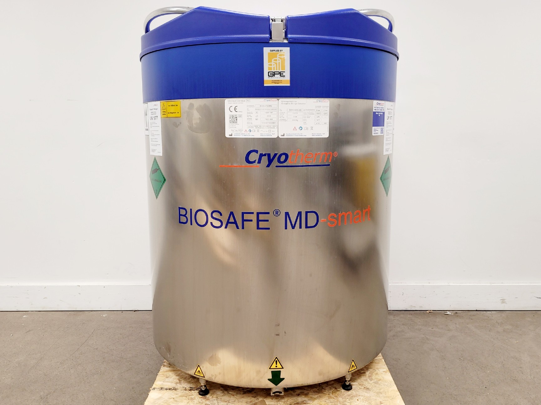 Image of Cryotherm Biosafe MD-Smart Chronos 420 Cryogenic Storage Container