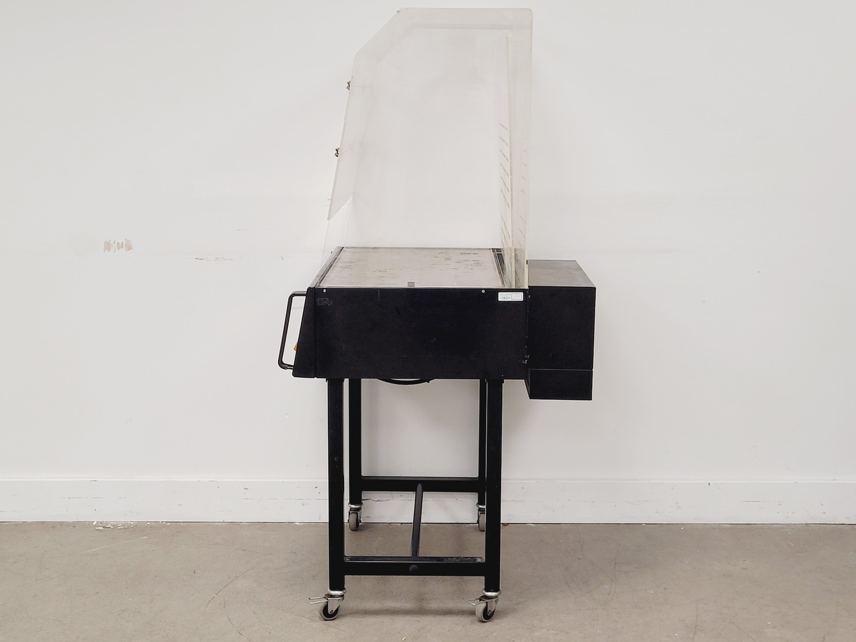 Image of Safelab AirOne Blue (Air.B) Fume Cupboard Lab