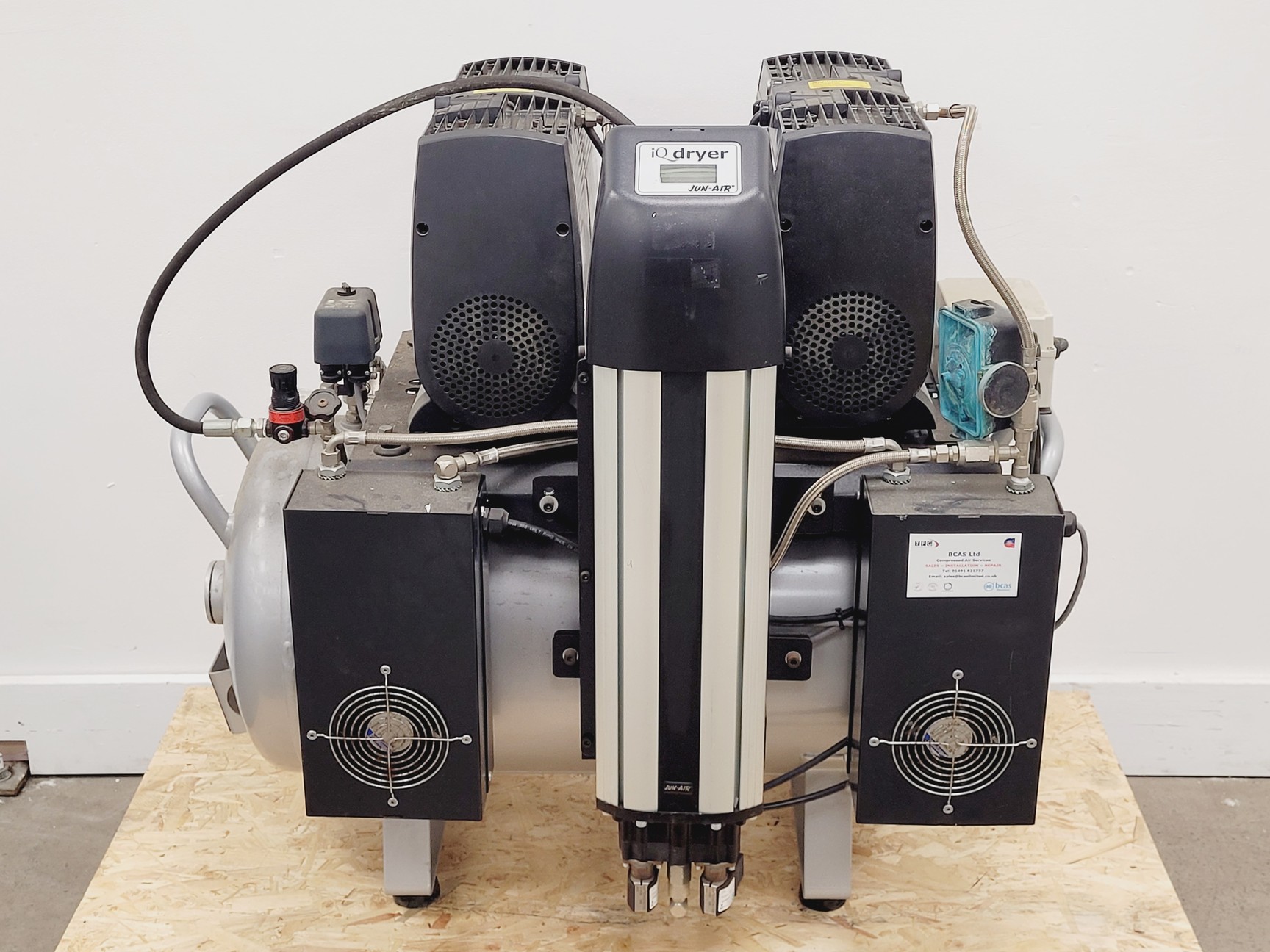Image of Jun-Air iQ Dryer Air Compressor OF1202/2XOF1202-90BQ6