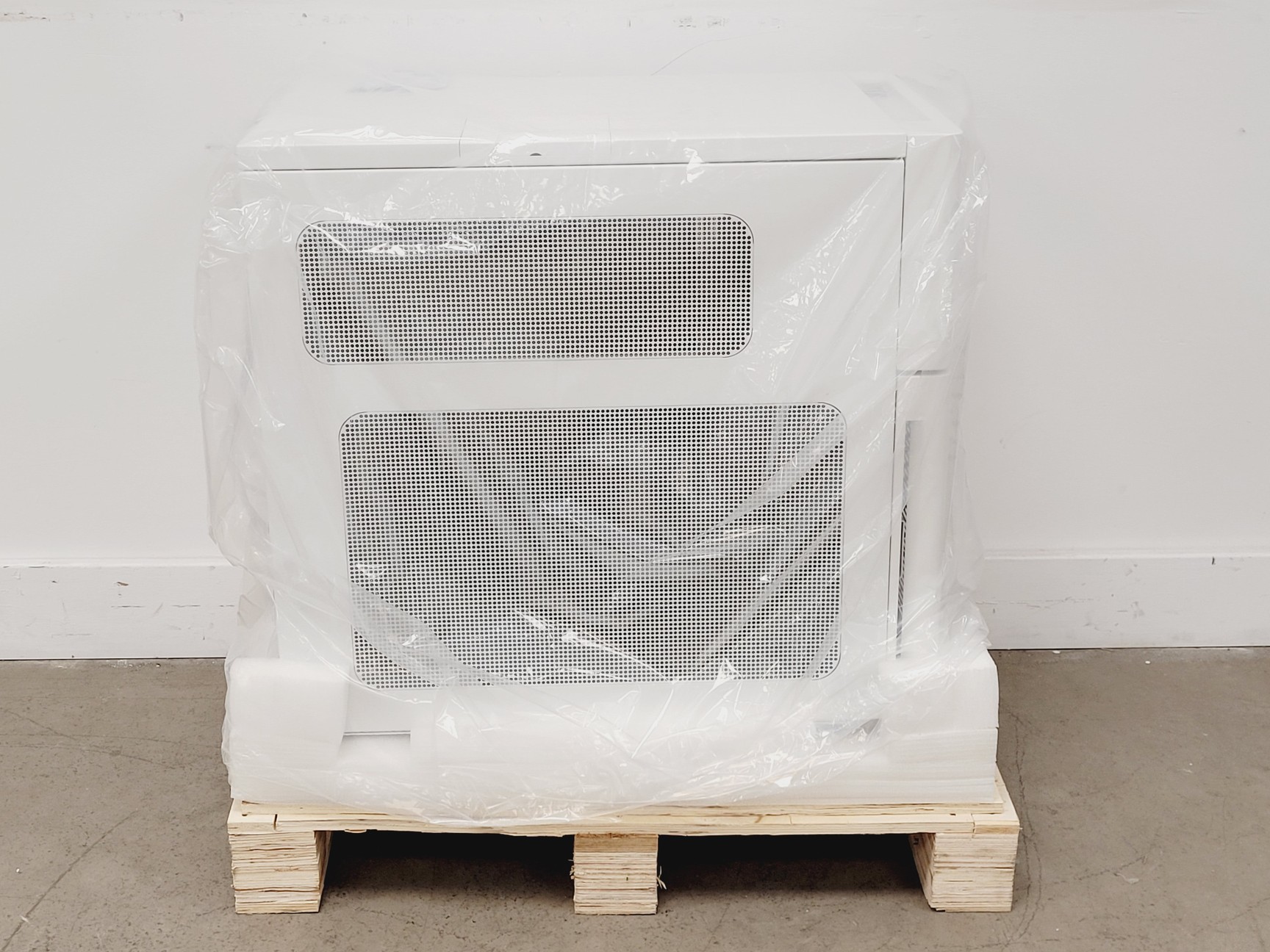 Image of Labtech Smart H150-3000 Recirculating Chiller