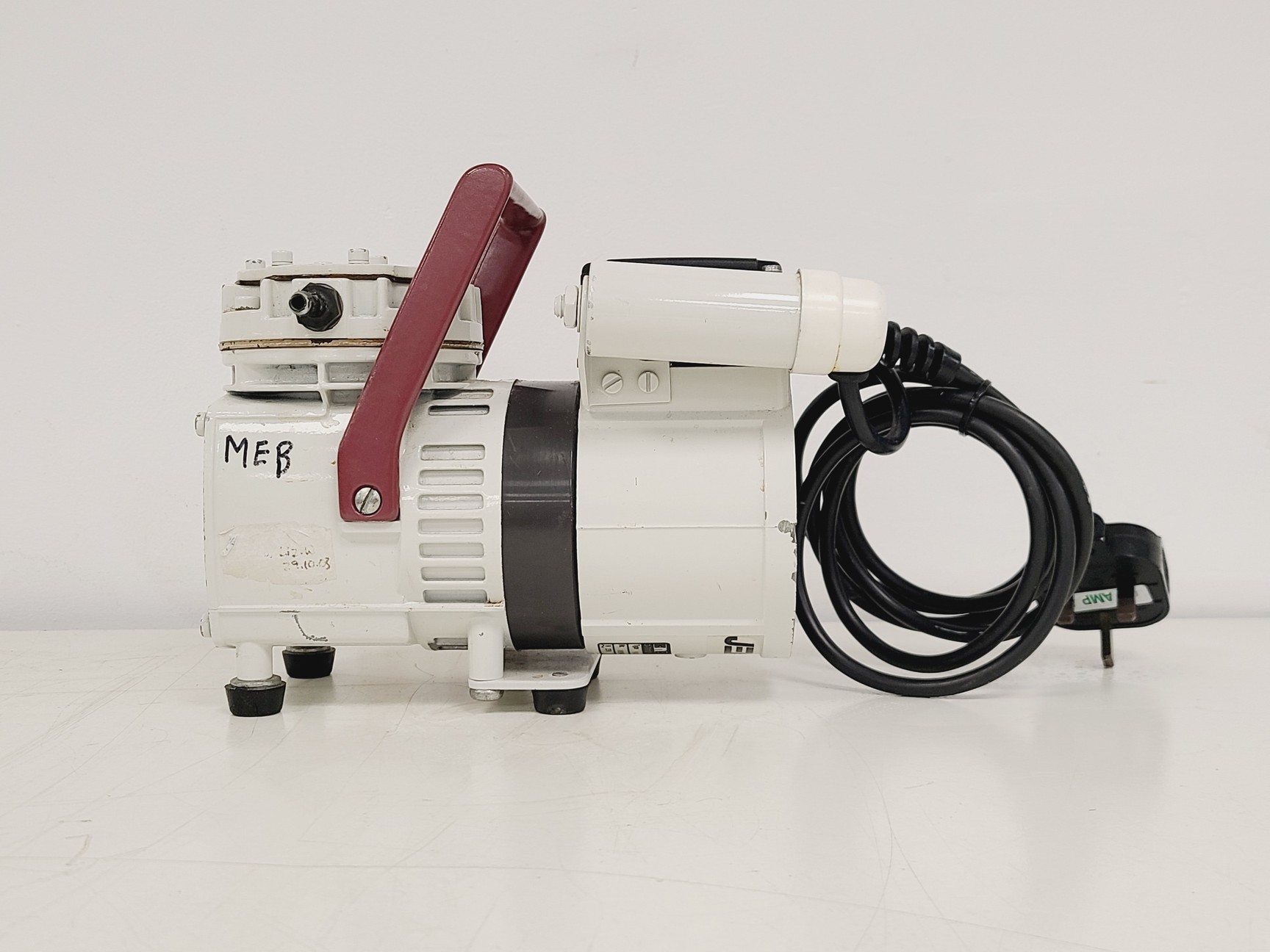 Image of Jencons NO22AN.18 Diaphragm Vacuum Pump