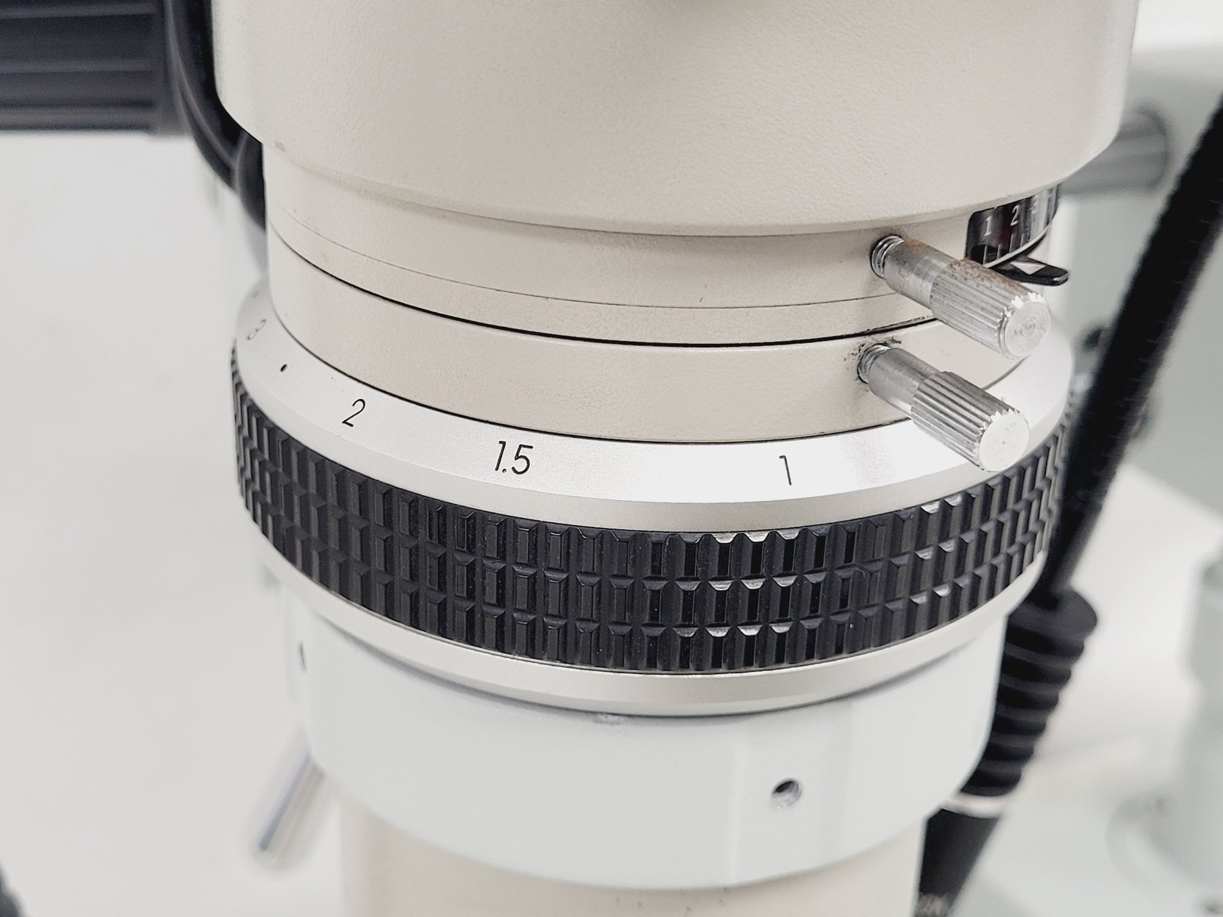 Image of Nikon SMZ-10 Microscope w/ Amscope MU500 5.1 MP Digital Camera & Light Source