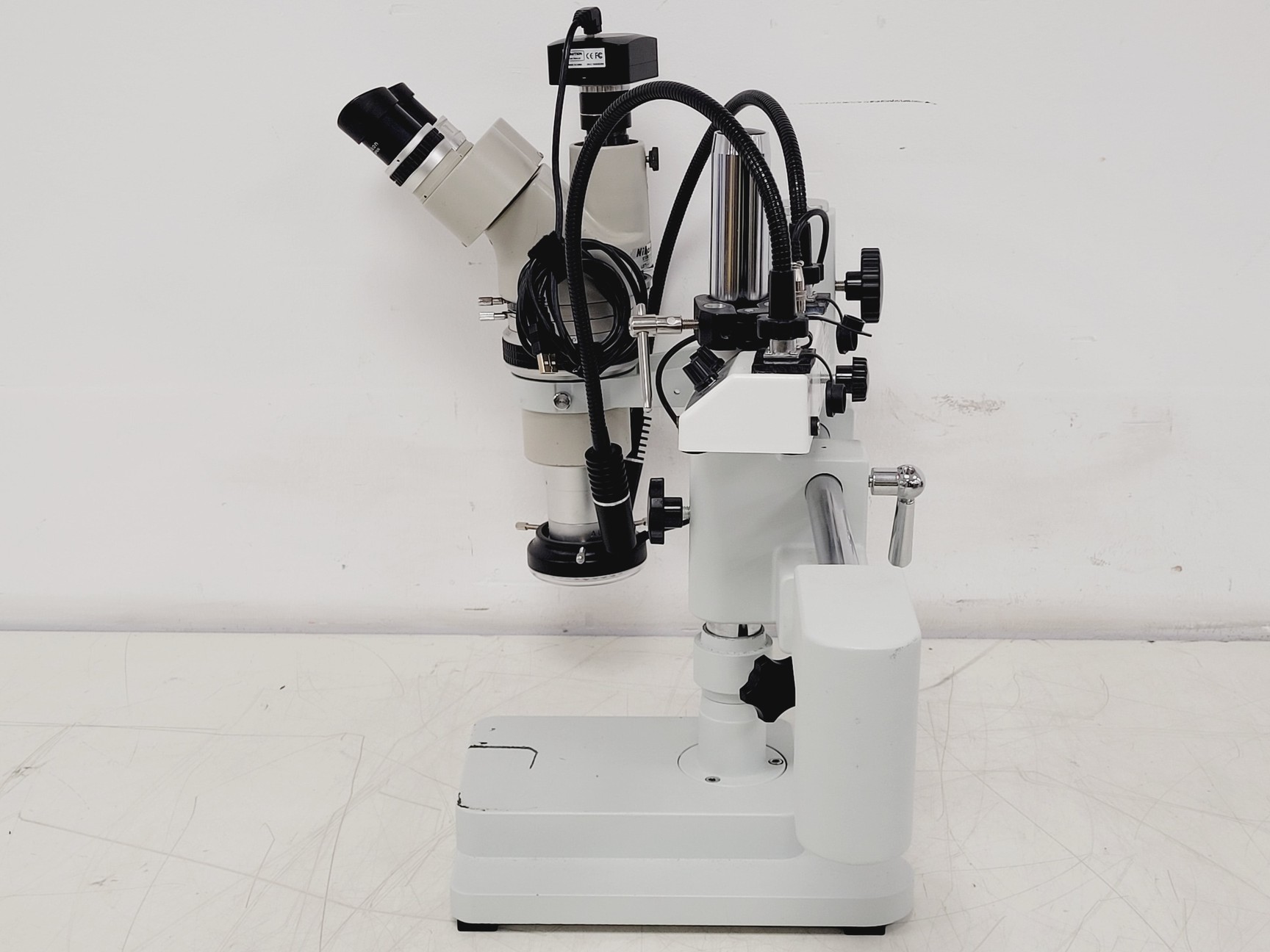 Image of Nikon SMZ-10 Microscope w/ Amscope MU500 5.1 MP Digital Camera & Light Source