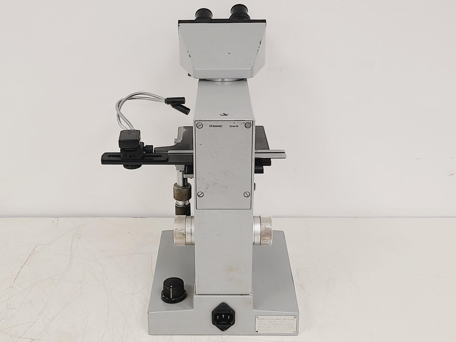 Image of Leitz SM-LUX Binocular Microscope w/ 4 x Objectives 4/10/40/100x 