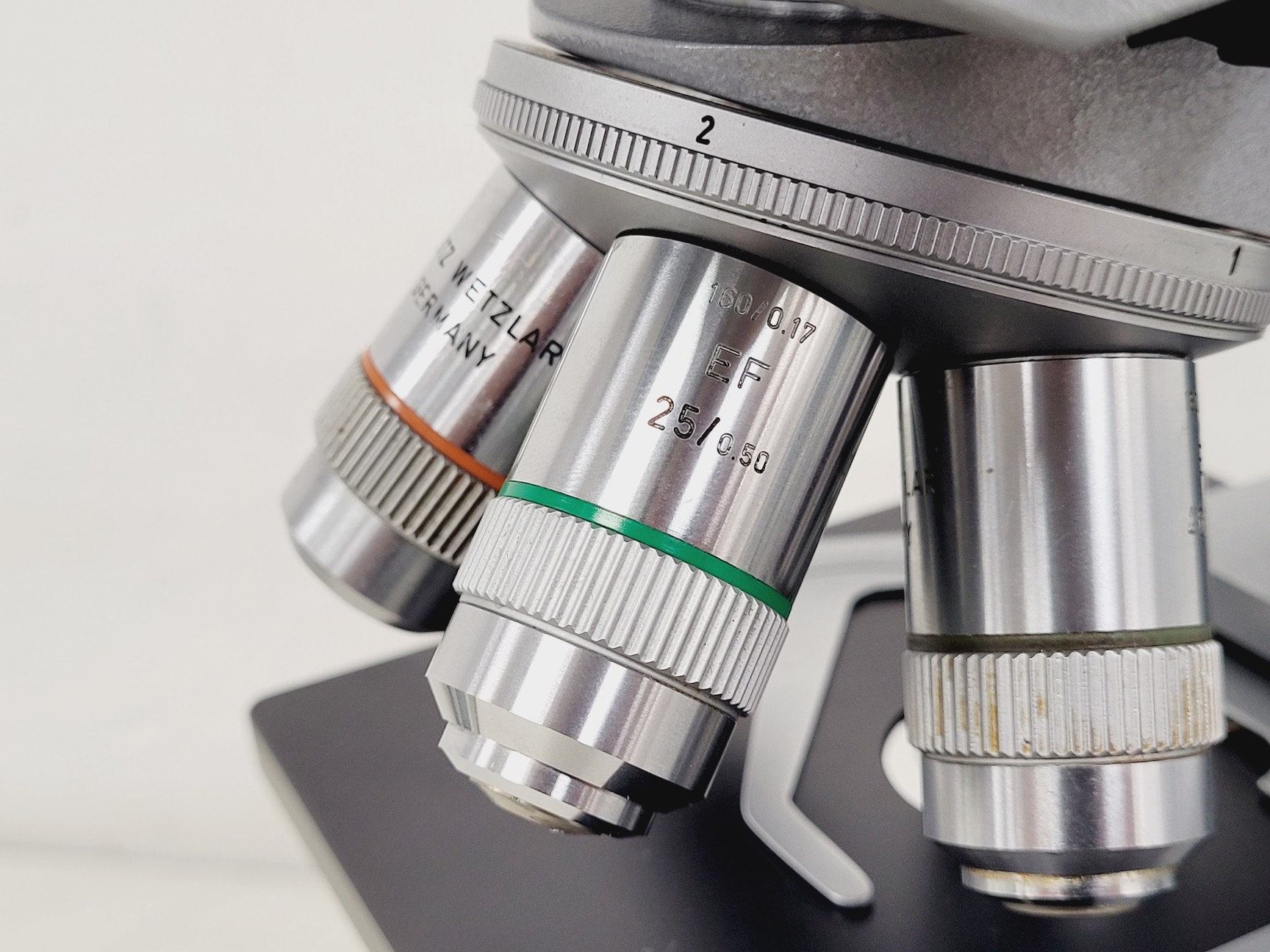 Image of Leitz SM-LUX Binocular Microscope w/ 5 x Objectives 25/40/100 Fluotar