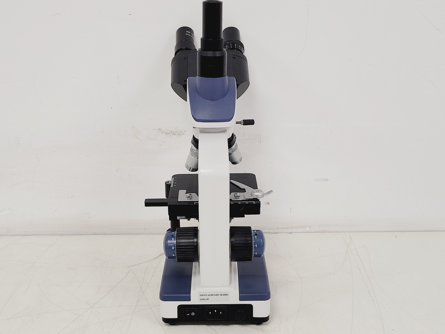 Image of Amscope T120 Series Compound Microscope w/ 4 x Objectives 4/10/40/100 Oil 