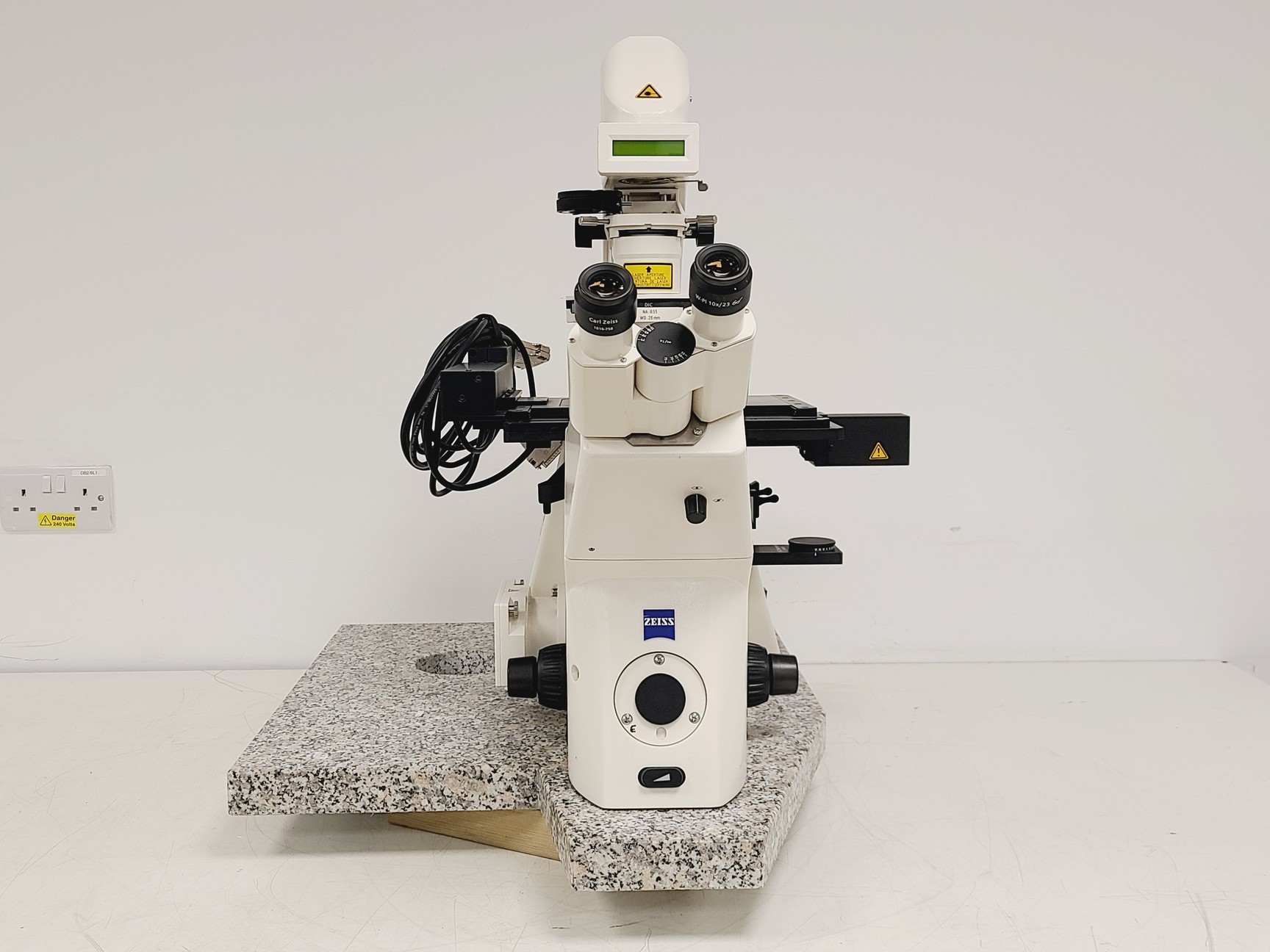 Image of Zeiss LSM 510 META Confocal Microscope System w/ Axiovert 200M & Lasers