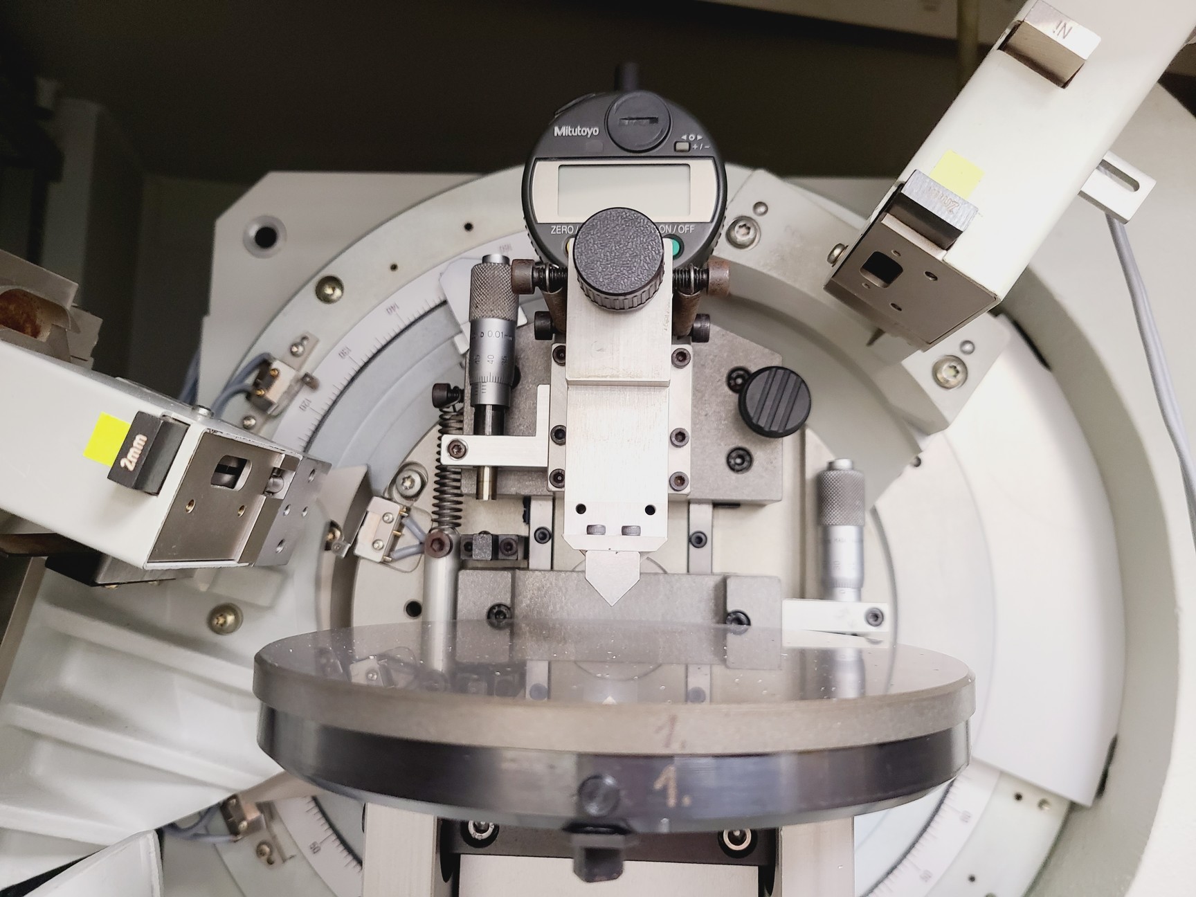 Image of Siemens D5000 Diffractometer XRD X-Ray Diffractomete Lab