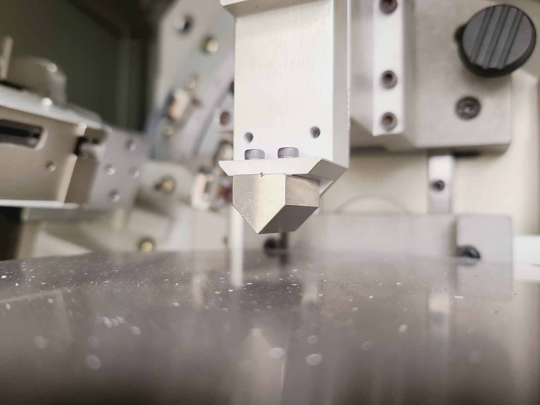 Image of Siemens D5000 Diffractometer XRD X-Ray Diffractomete Lab