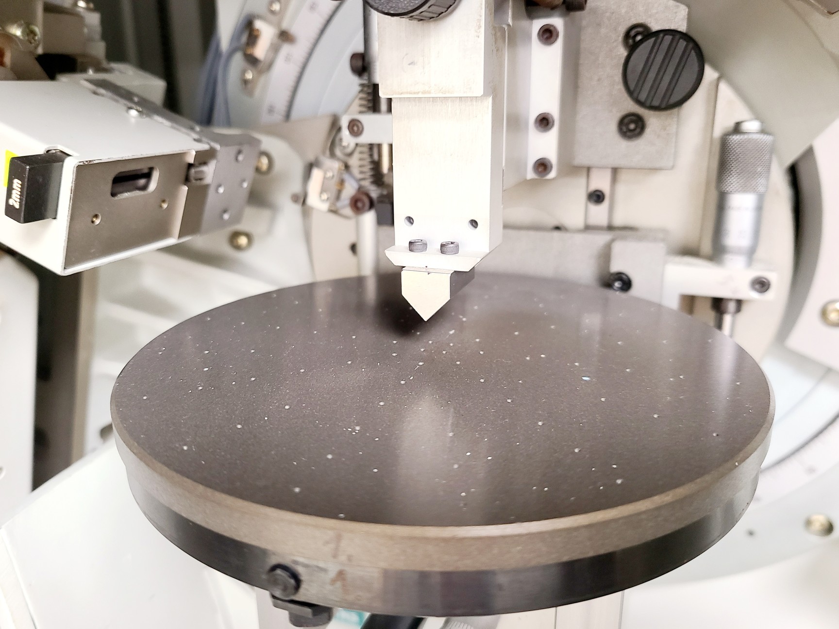 Image of Siemens D5000 Diffractometer XRD X-Ray Diffractomete Lab