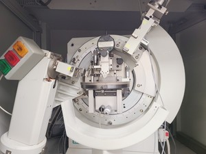 Thumbnail image of Siemens D5000 Diffractometer XRD X-Ray Diffractomete Lab