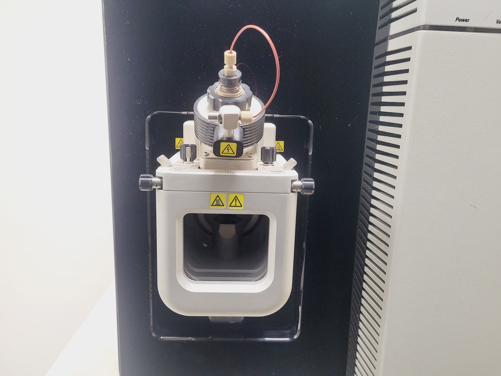 Image of Thermo Scientific TSQ Endura LC-MS System LPG-3400RS SR-3000 WPS-3000TRS