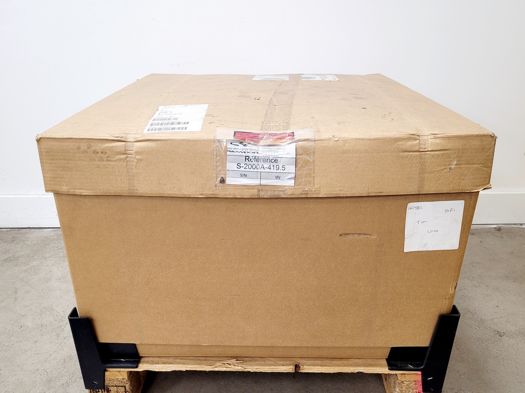 Image of Set of 4 x Newport S-2000 Pneumatic Vibration Isolators w/ IPV-S1-KT 