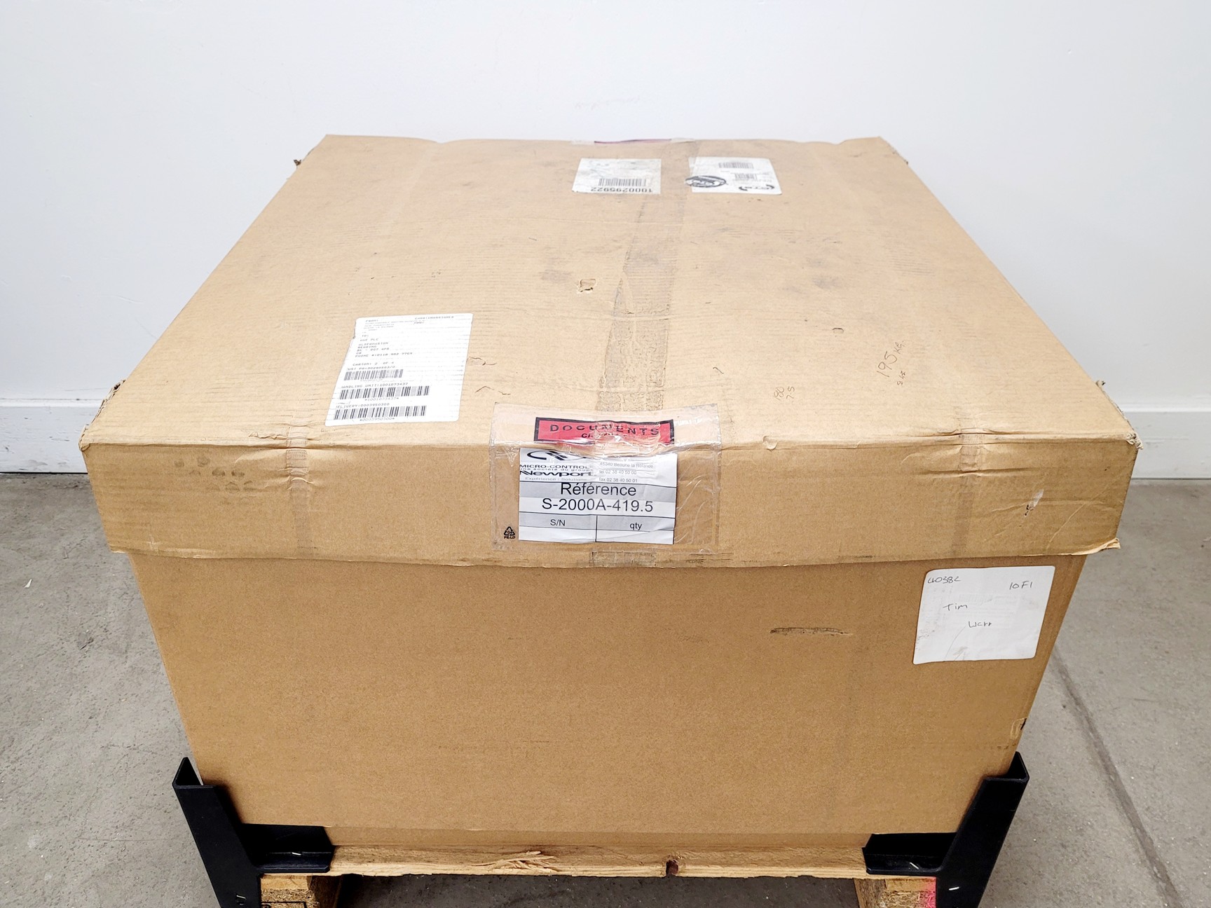 Image of Set of 4 x Newport S-2000 Pneumatic Vibration Isolators w/ IPV-S1-KT 