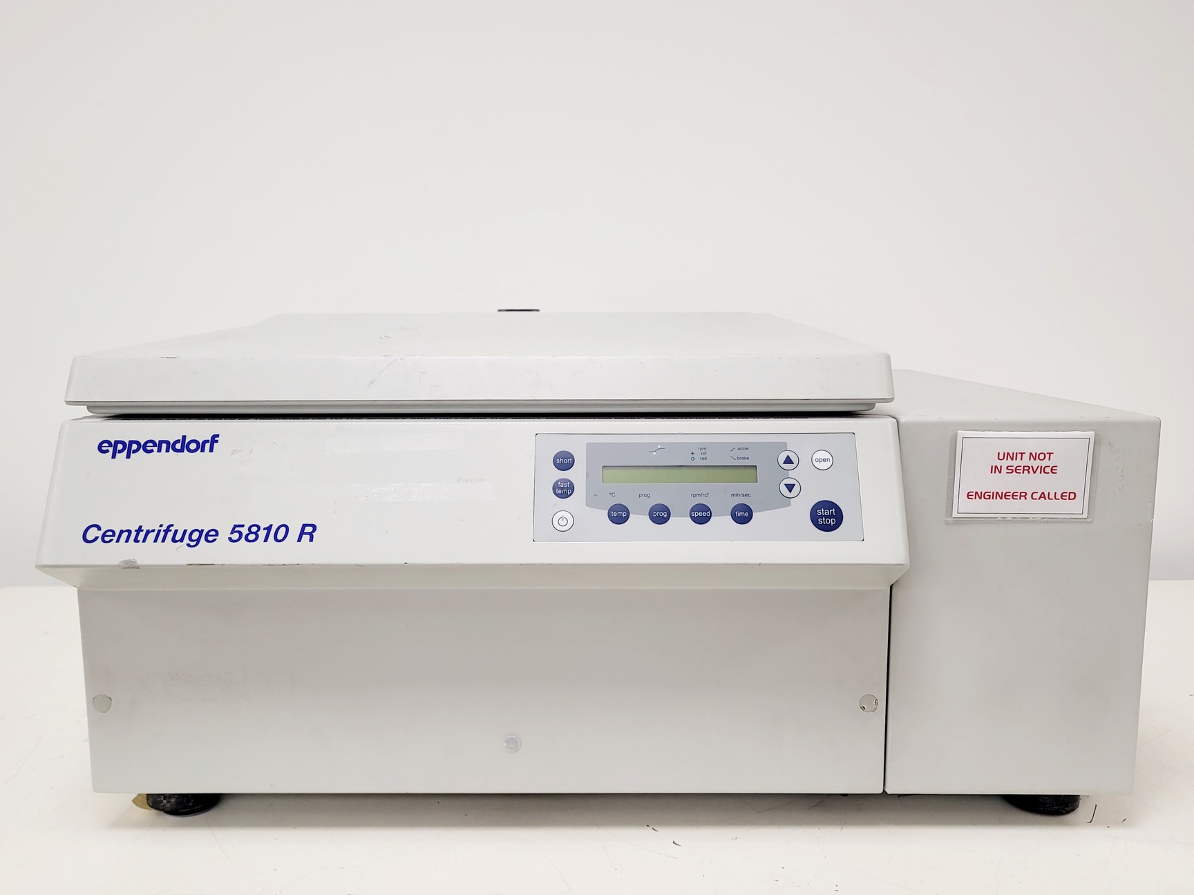 Image of Eppendorf 5810 R Benchtop Centrifuge