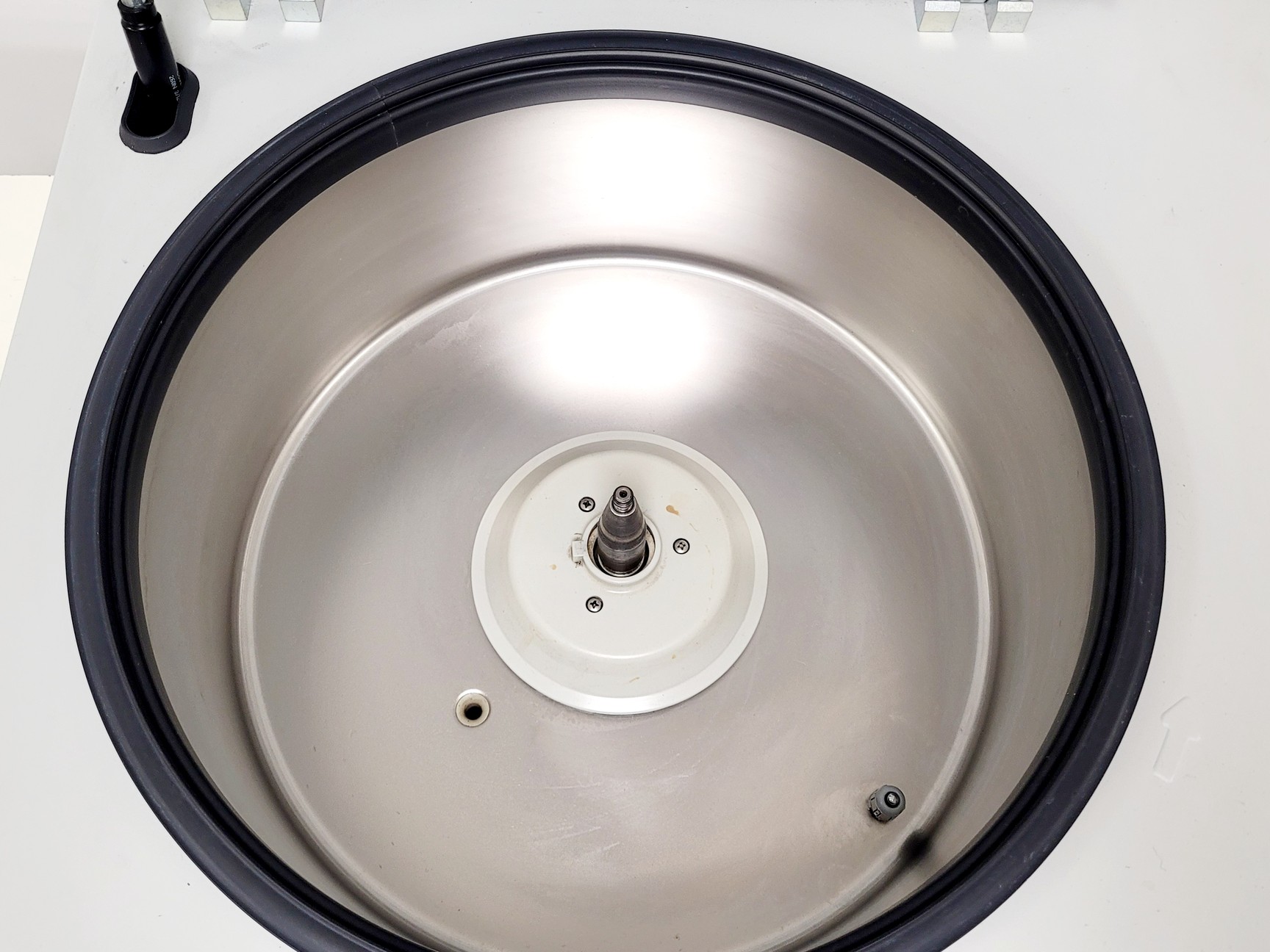 Image of Eppendorf 5810 R Benchtop Centrifuge