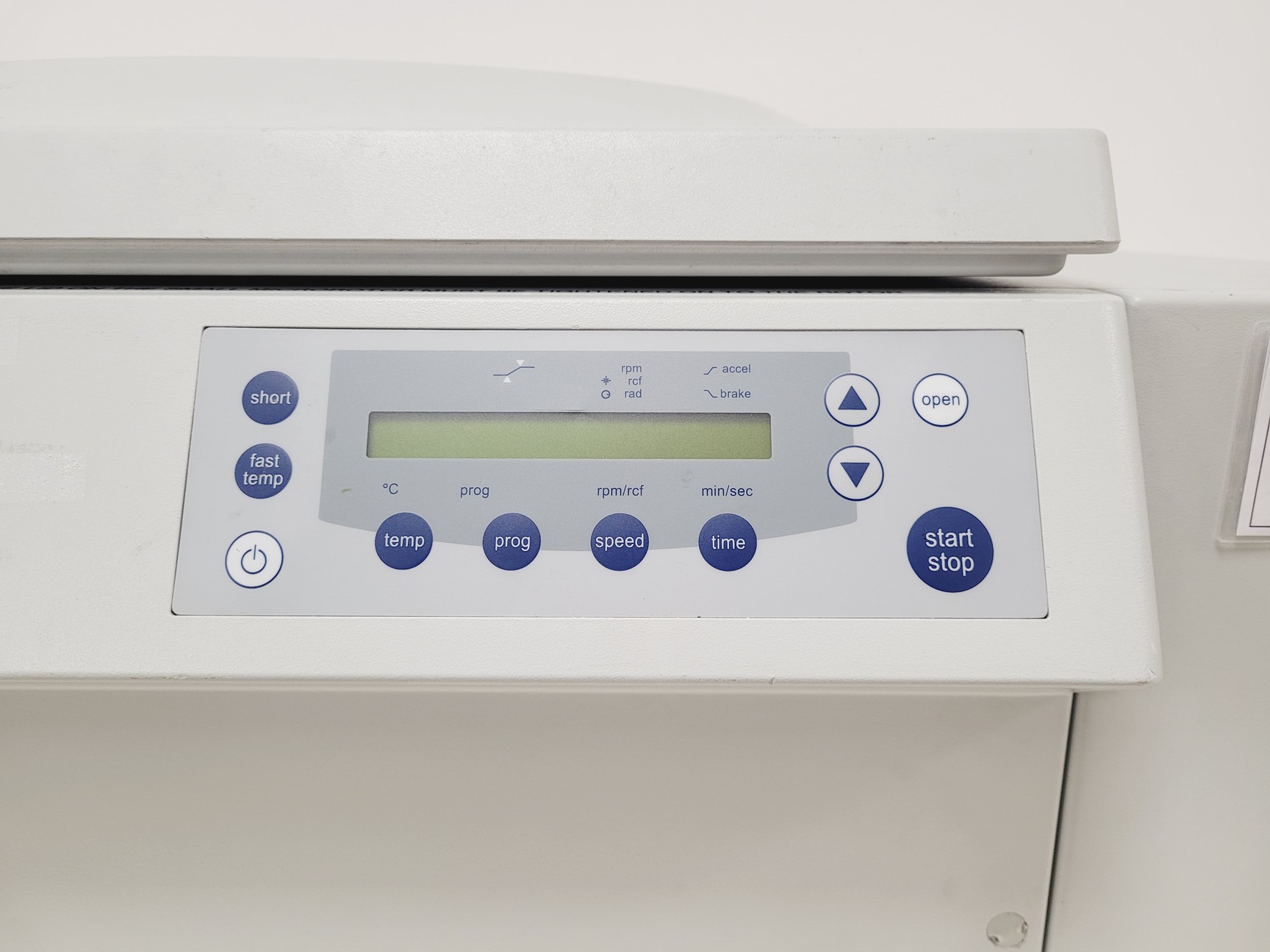 Image of Eppendorf 5810 R Benchtop Centrifuge