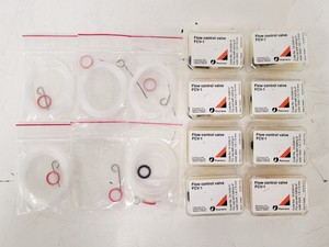 Thumbnail image of Job lot of Pharmacia Accessories (8x AC16 Adaptor, 8x RC16 Reservoir, 8x FCV-1)