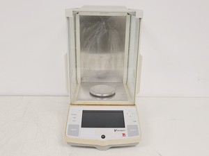 Thumbnail image of Ohaus Voyager 4dp Analytical Balance