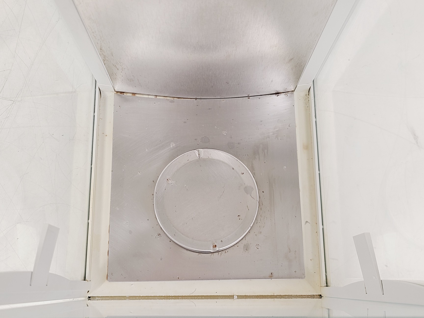 Image of Ohaus E00640 Explorer 4dp Analytical Balance Lab