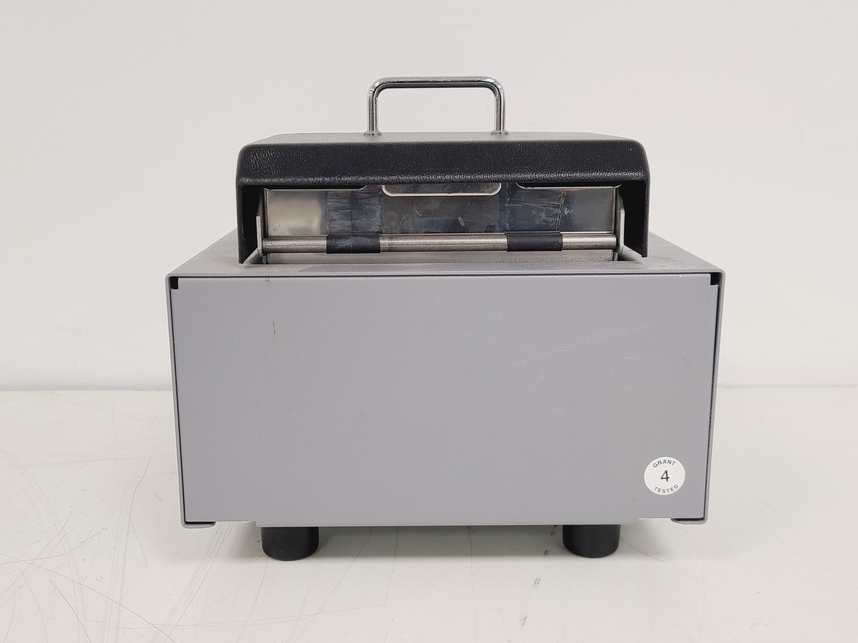 Image of Grant QBTP Microtitre Dry Block Heater