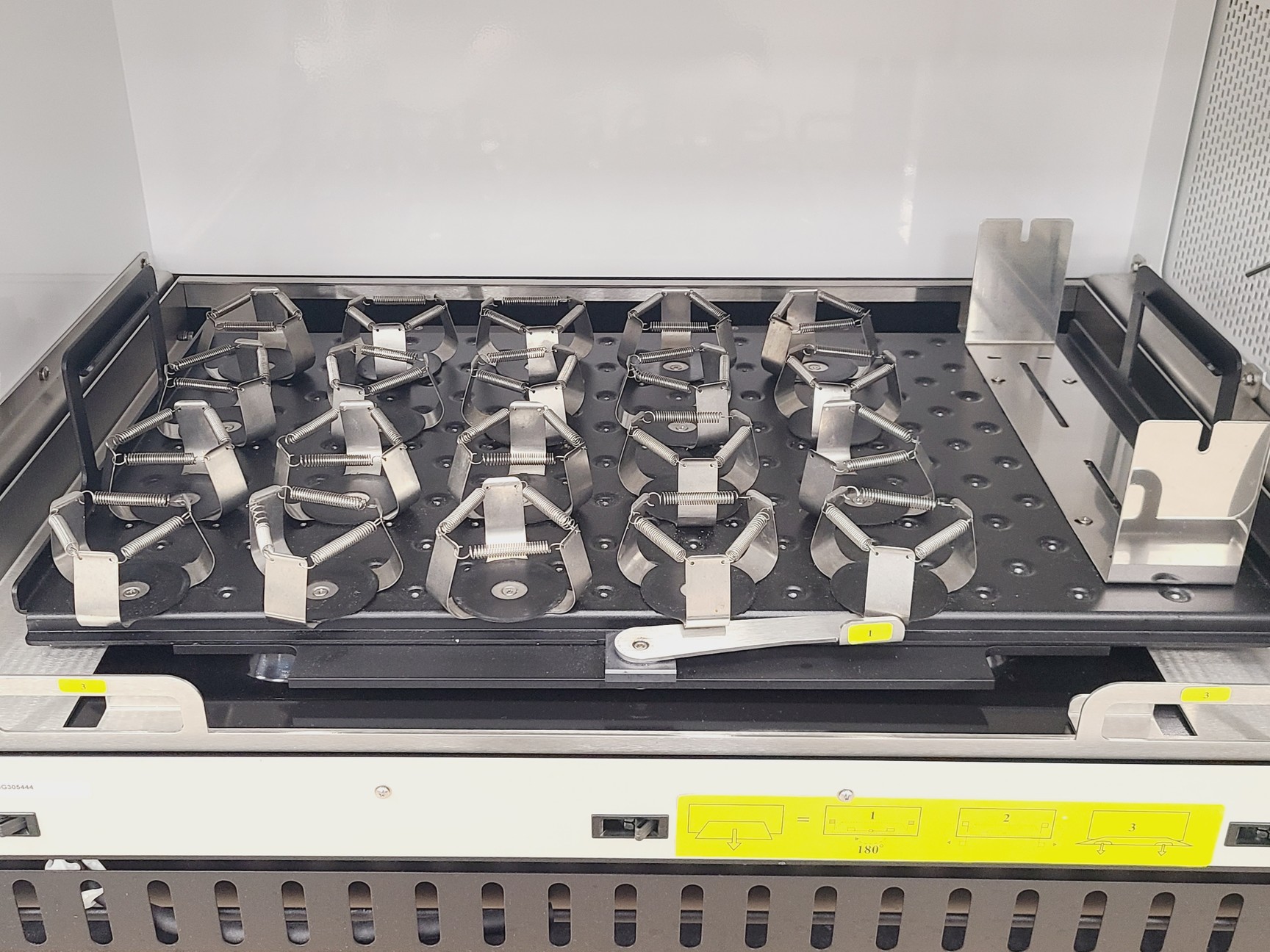 Image of Eppendorf New Brunswick Innova 44 Incubator Shaker Lab