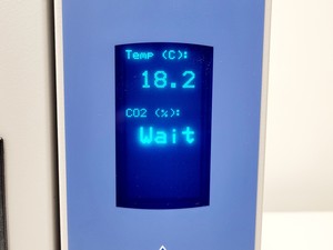 Thumbnail image of Thermo Scientific Midi 40 Model 3404 CO2 Incubator