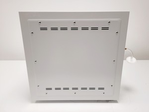Thumbnail image of Thermo Scientific Midi 40 Model 3404 CO2 Incubator