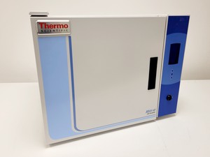 Thumbnail image of Thermo Scientific Midi 40 Model 3404 CO2 Incubator