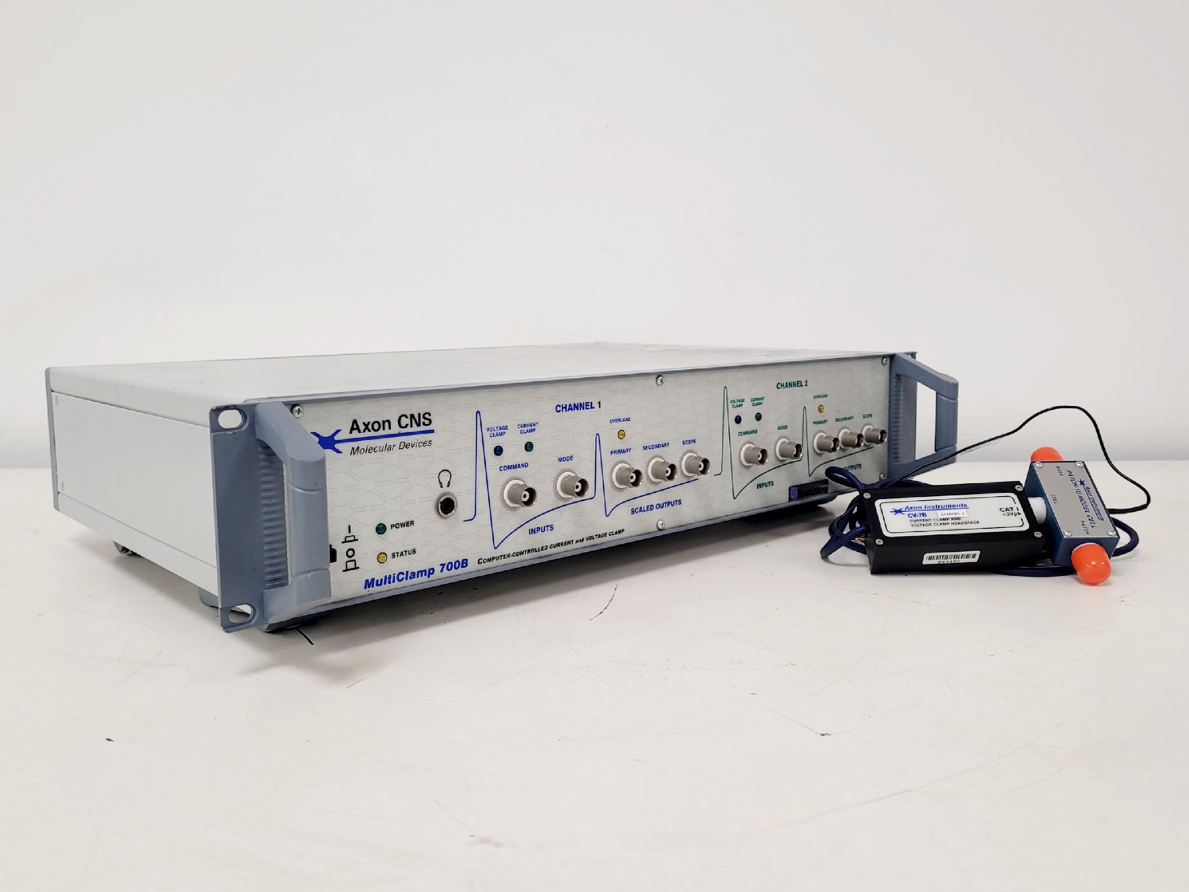 Image of Molecular Devices Axon CNS MultiClamp 700B 