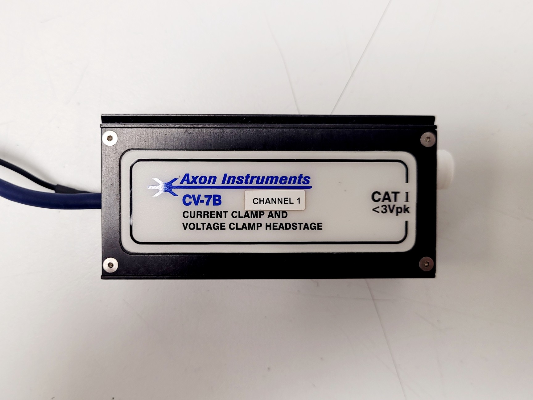Image of Molecular Devices Axon CNS MultiClamp 700B w/ Axon CV-7B Headstage & PATCH-1U 