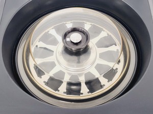 Thumbnail image of Shandon Cytospin 3 Benchtop Centrifuge w/ Rotor & 48 x Cytoclip Slide Clips