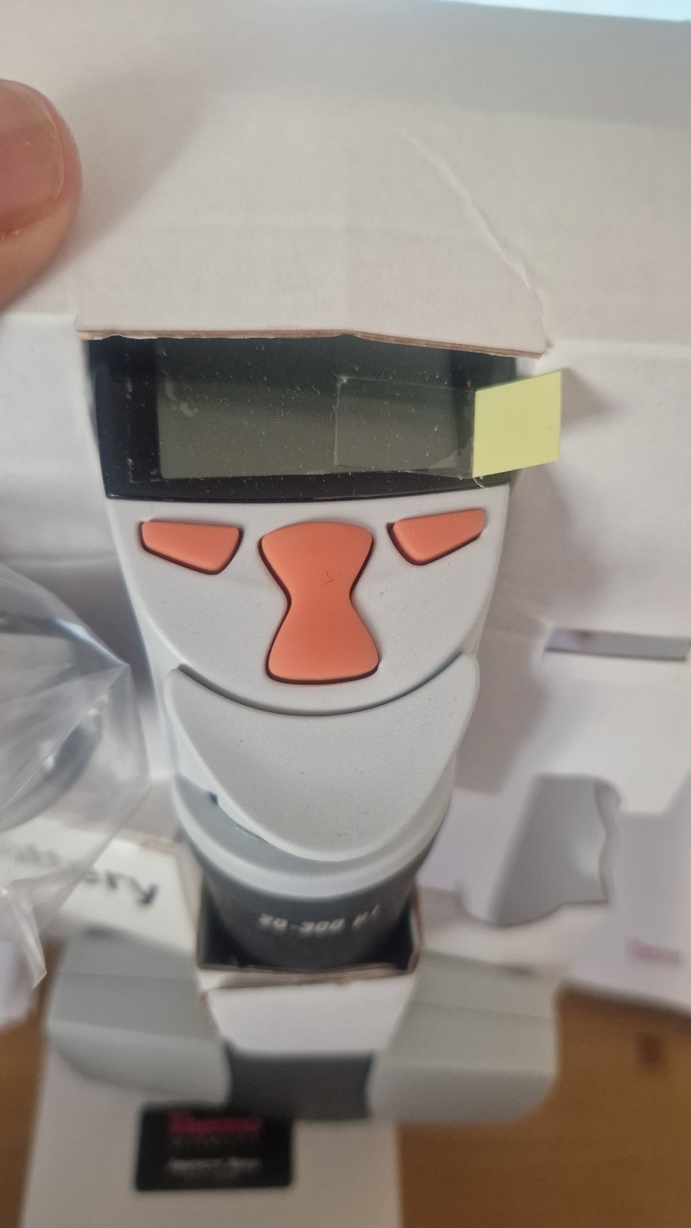 Image of Finnpipette MCP12 20–300 µL Multichannel Pipette