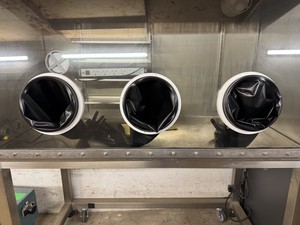 Thumbnail image of GS Glovebox Systemtechnik Mega 2 Glovebox Lab