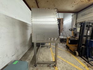 Thumbnail image of GS Glovebox Systemtechnik Mega 2 Glovebox Lab