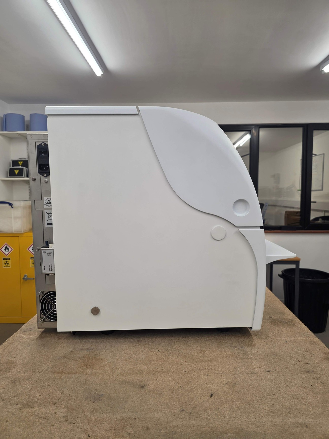Image of PerkinElmer EnVision 2105 Multilabel Plate Reader with Monochromator & PC
