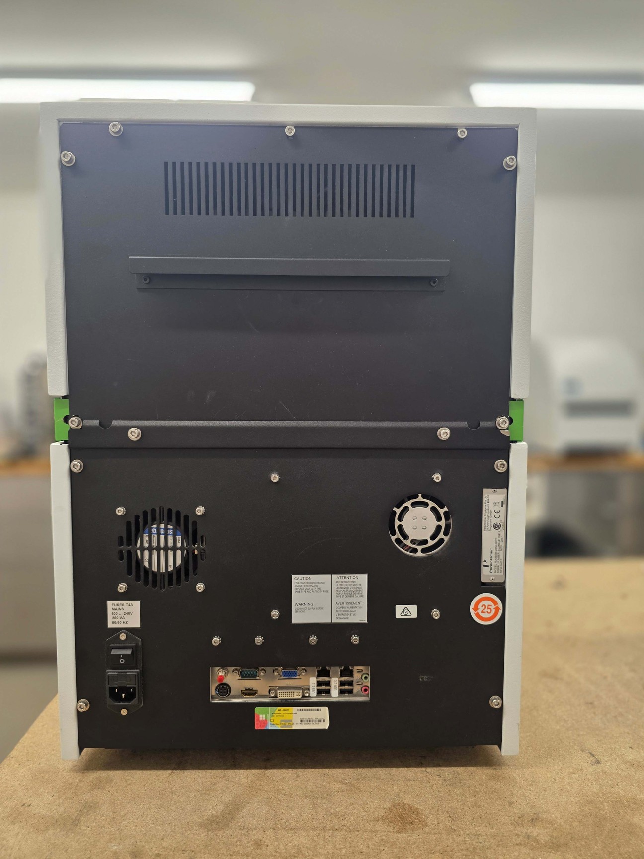 Image of PerkinElmer MicroBeta2 6-Detector System with PC