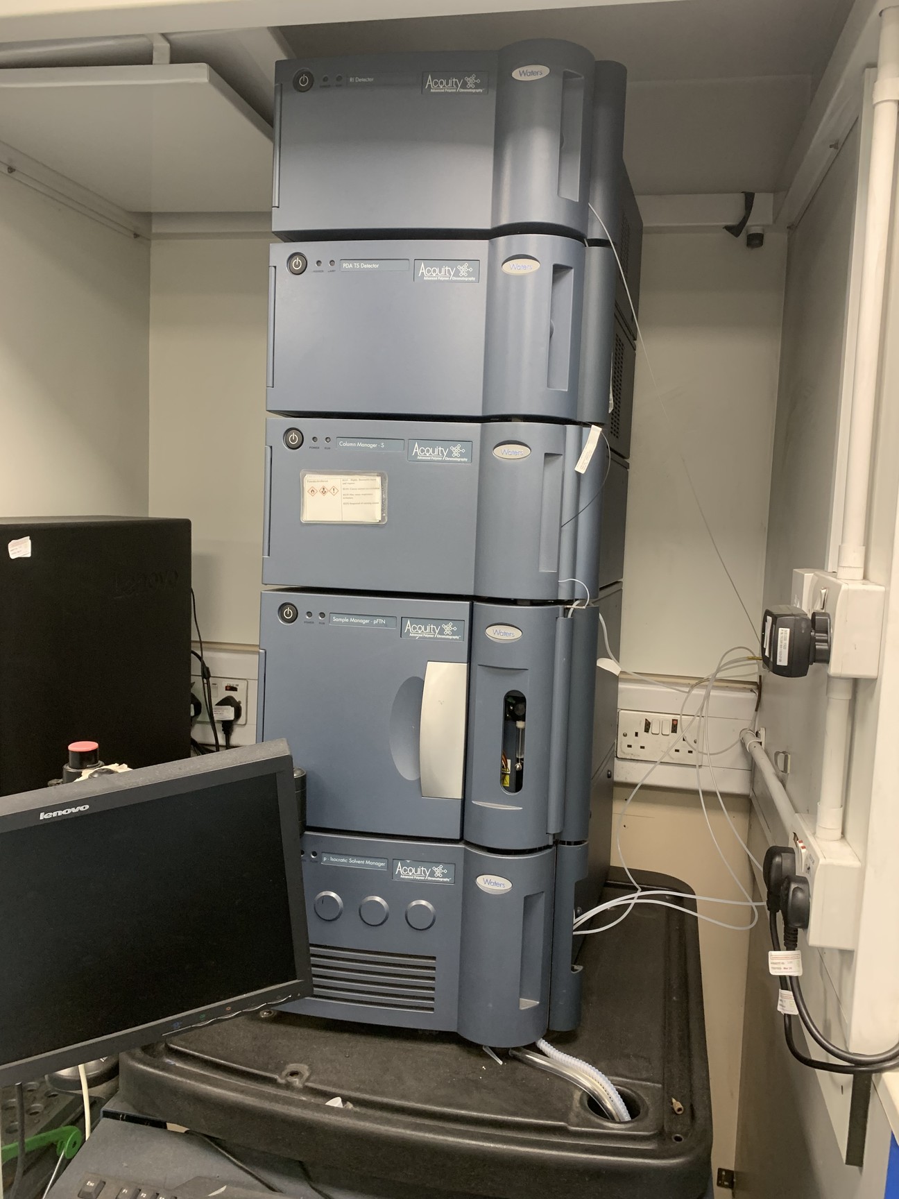 Image of WATERS ACQUITY APC System w/ RI Detector, PDA Detector, Column Manager, Sample 